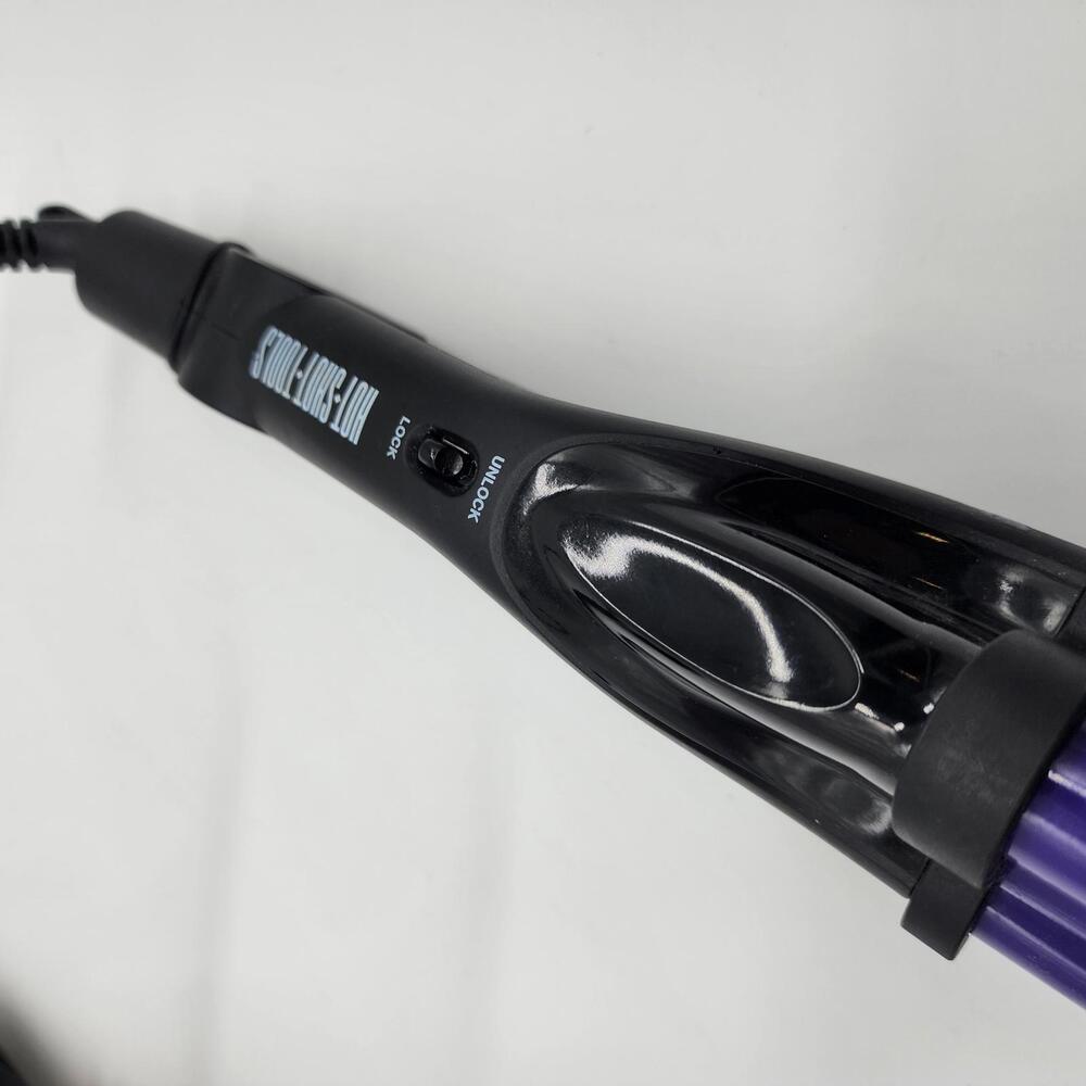 EUC Hot Tools U-HC-8103 Ceramic Tourmaline Deep Waver, Black TESTED